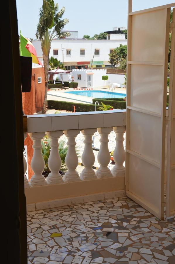 Hotel Takana Ngaparou Bagian luar foto
