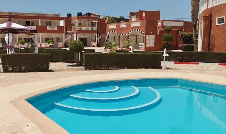 Hotel Takana Ngaparou Bagian luar foto